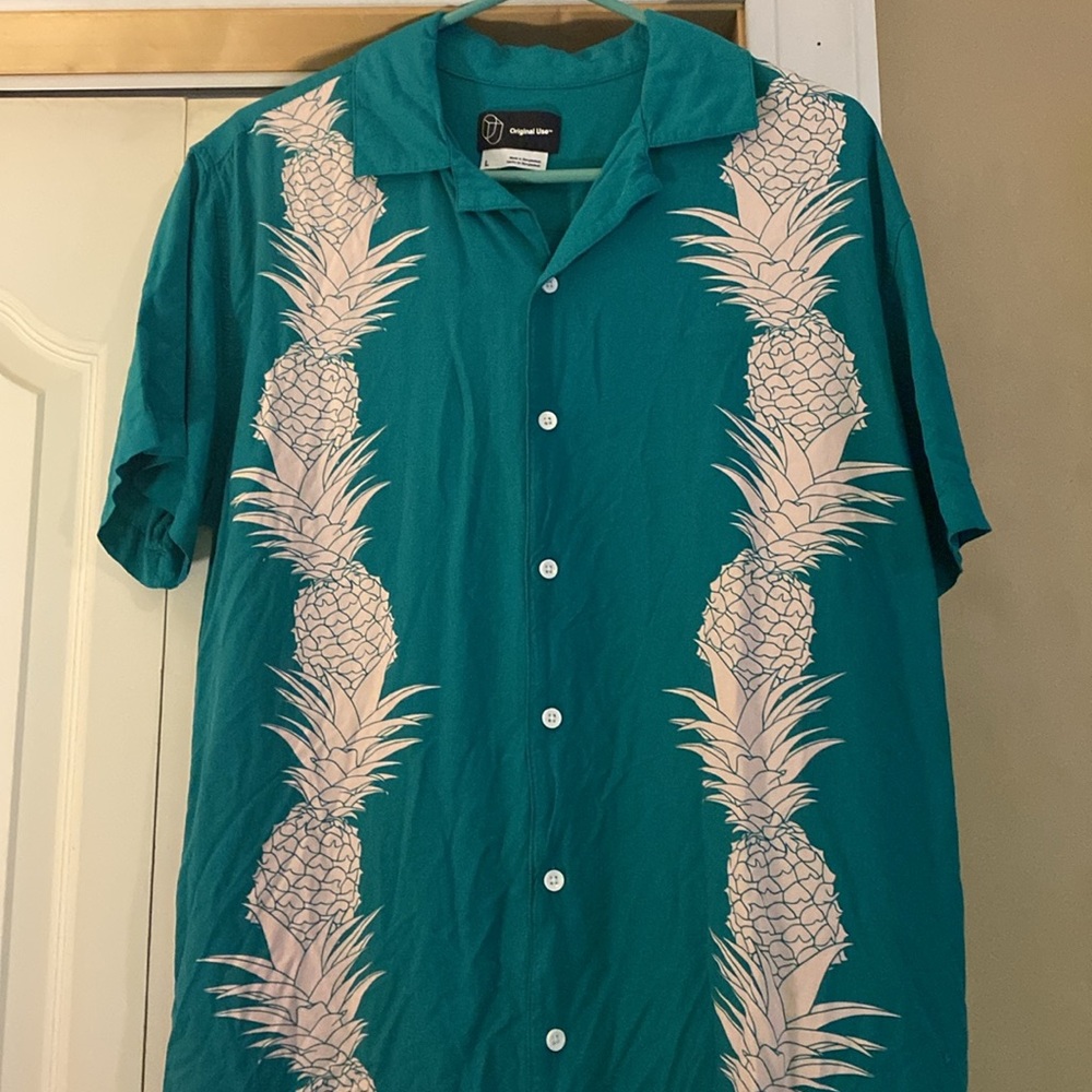 Original Use Men's Camp Shirt Large teal green Pineapple Print Hawaiian